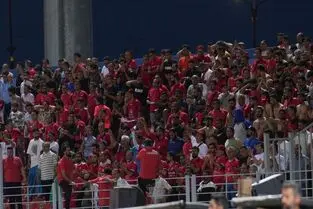 وطنی در انتظار شکست پرسپولیس برای معجزه بقا