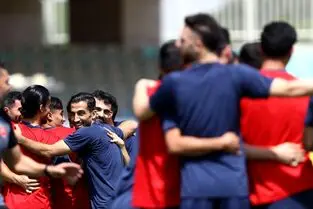 پرسپولیس ده روز دیگر به هلند می‌رود