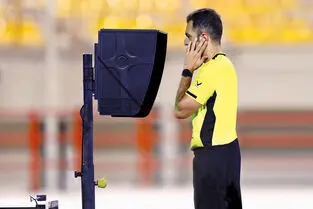 داور حاضر در جام جهانی؛ VAR در ایران یک فاجعه است