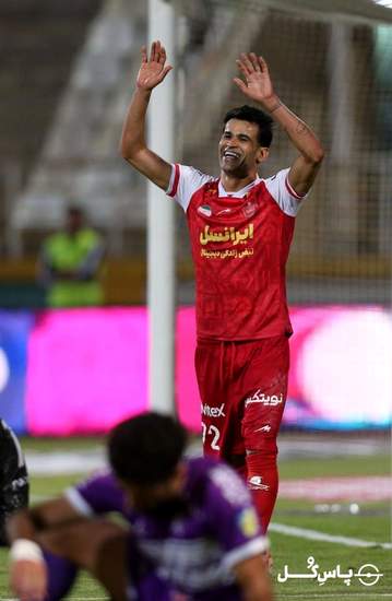 هوادار ۰ - ۲ پرسپولیس