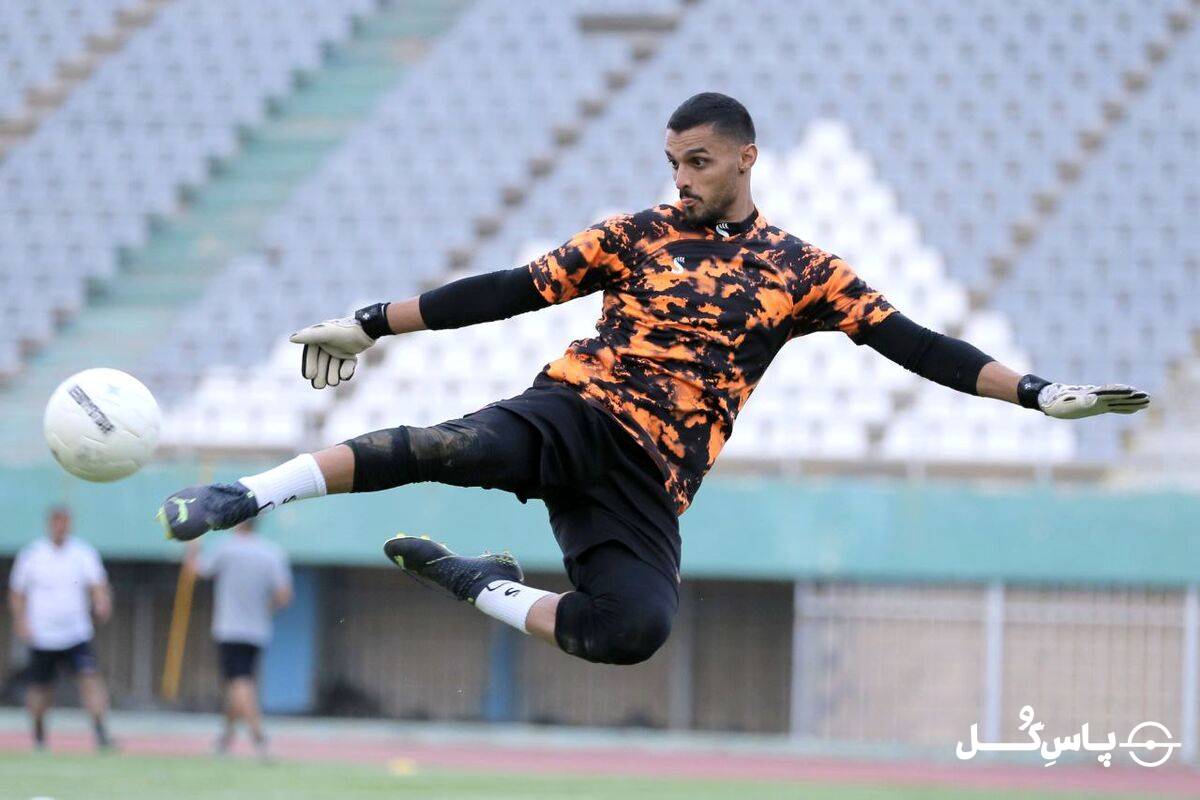 جدایی قریب‌الوقوع گلر دوم پرسپولیس: گوهری در دفتر باشگاه!