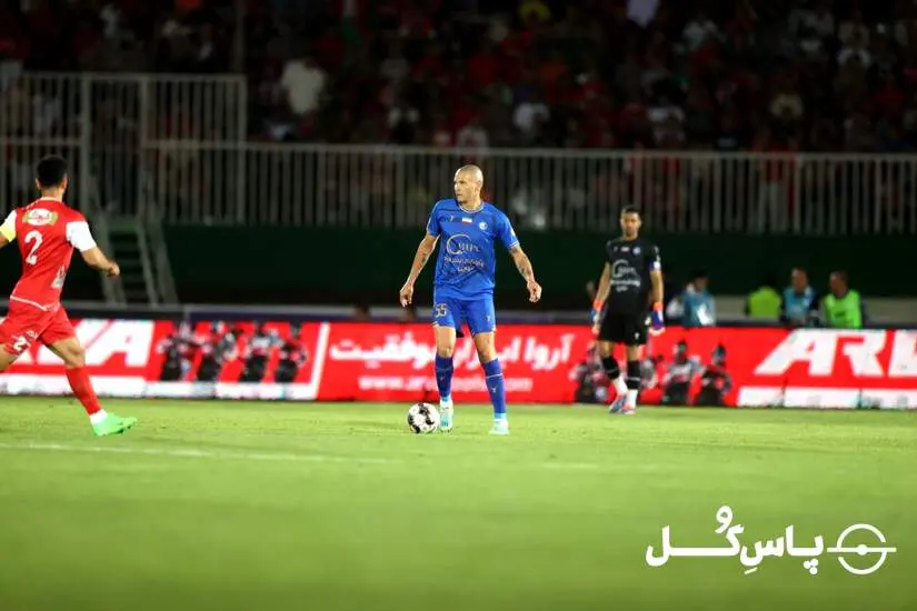 استقلال ۰ - ۱ پرسپولیس