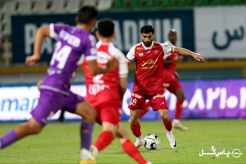 هوادار ۰ - ۲ پرسپولیس