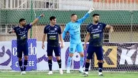چرا از پرسپولیس امتیاز کم نشد؟ / در بازی تیم‌ملی هم فحاشی شد، آیا مسئولین فدراسیون جریمه شدند؟