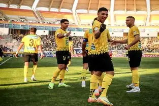 زنان اصفهانی، تماشاگر پیروزی سپاهان مقابل پرسپولیس