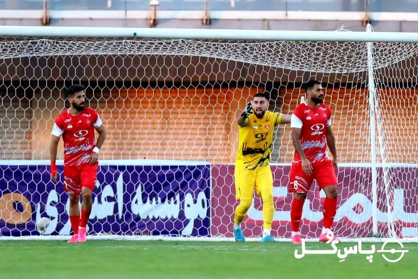 گل‌گهر ۰ - ۱ پرسپولیس