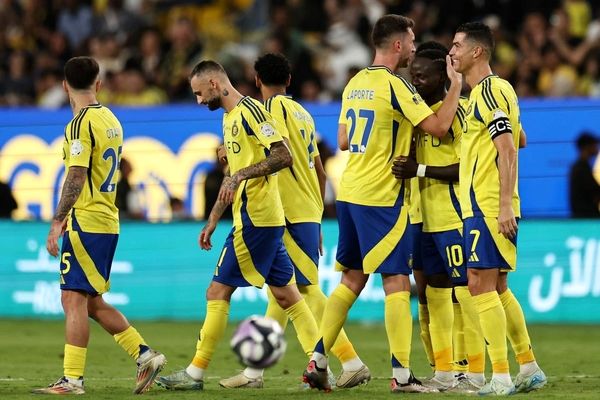 گل اول النصر به استقلال توسط آیمریک لاپورته