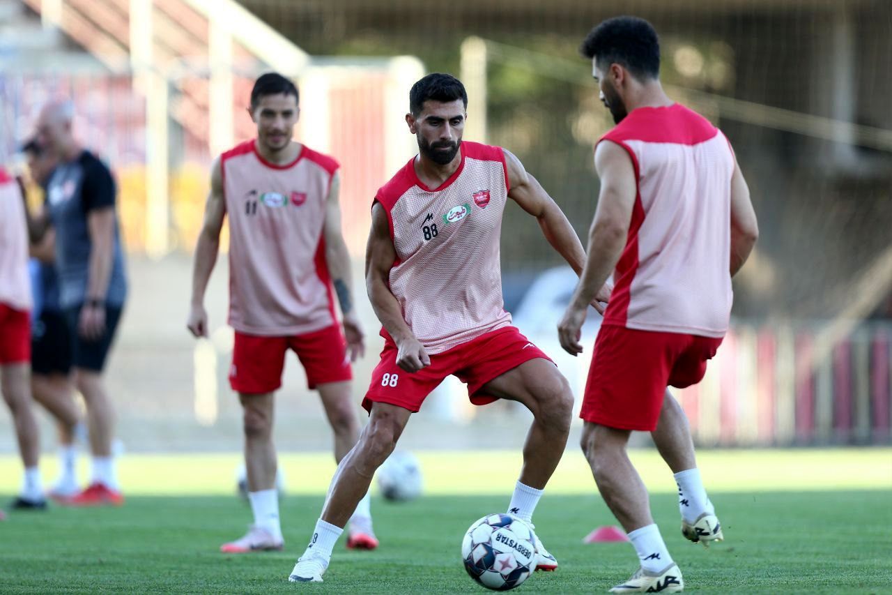 رسمی: سینا اسدبیگی از پرسپولیس جدا شد