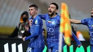 خلاصه بازی: سپاهان ۱ - ۲ استقلال