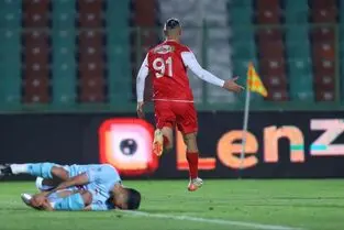 خلاصه بازی: پرسپولیس ۱ - ۰ گل‌گهر