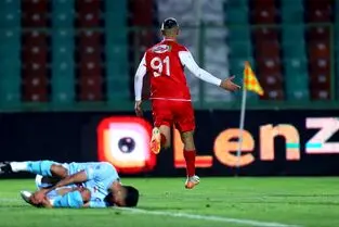 خلاصه بازی: پرسپولیس ۱ - ۰ گل‌گهر