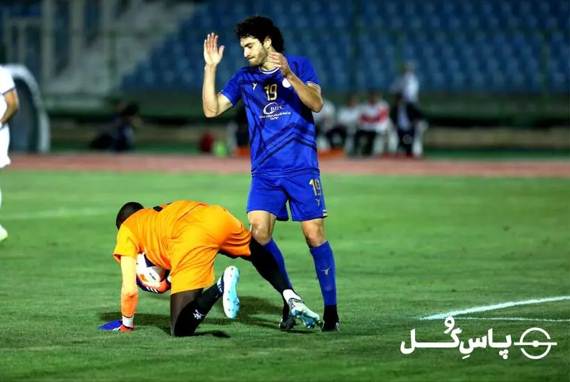 استقلال ۳ - ۰ الغرافه قطر