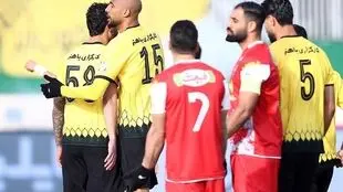 خلاصه بازی: پرسپولیس ۰ - ۱ سپاهان