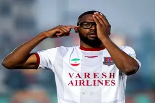 شکست تلخ پرسپولیس مقابل نساجی؛ اولین برد فصل برای ببرهای خسته در تهران