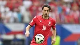 رسمی | تمدید قرارداد زننده گل قهرمانی با پرسپولیس + عکس