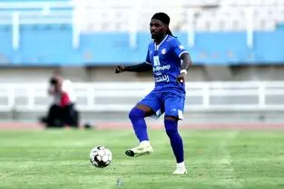 هزینه باورنکردنی پرسپولیس برای بازیکن ۳۳ ساله استقلال!