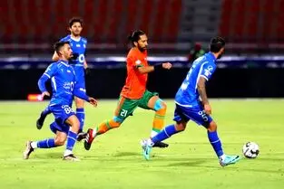 پیشنهاد نجومی تراکتور به بازیکنی که هواداران استقلال او را نمی‌خواهند!