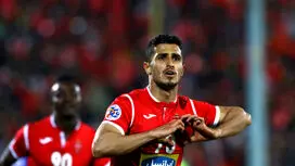 استقلال یا پرسپولیس؛ هر کدام پول پیش بیشتری بدهد، علیپور امضا می‌کند!