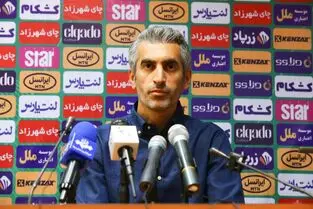 مجتبی جباری: استقلال تنها مانده، اما برای قهرمانی می‌جنگد  