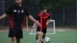 تشدید بحران در پرسپولیس؛ ستاره خارجی هم به ایران باز نمی‌گردد