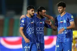 خلاصه بازی: استقلال ۲ - ۱ فجرسپاسی