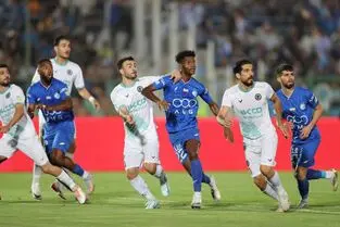 بحران ادامه‌دار در استقلال؛ اشتباهات پیاپی عارف آقاسی، دو امتیاز حساس را از آبی‌ها گرفت