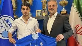 مهاجم اهل هائیتی استقلال فردا با همسرش به تهران می‌آید
