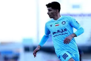 رسمی: از اولین خرید استقلال رونمایی شد