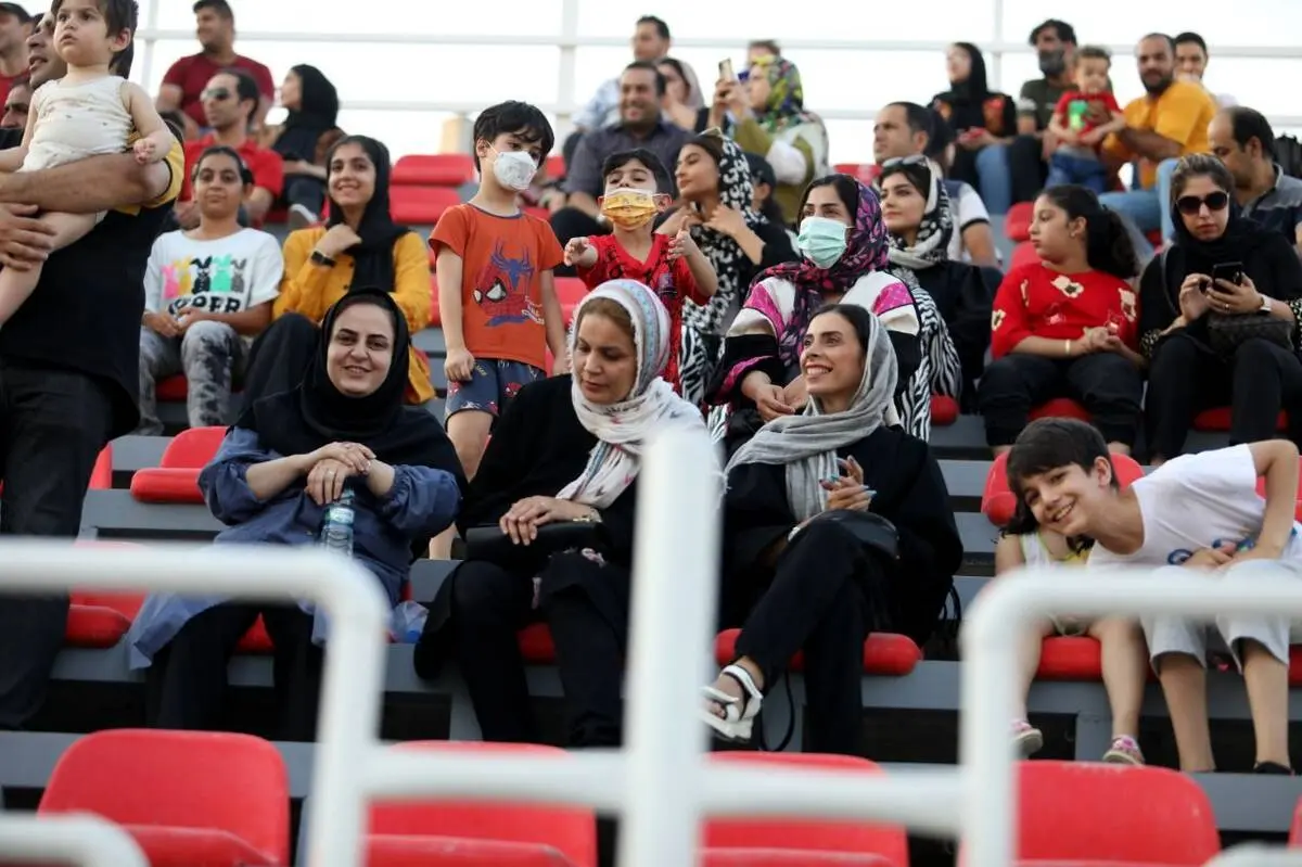 جزئیات ممنوعیت حضور زنان در دیدار نساجی - پرسپولیس