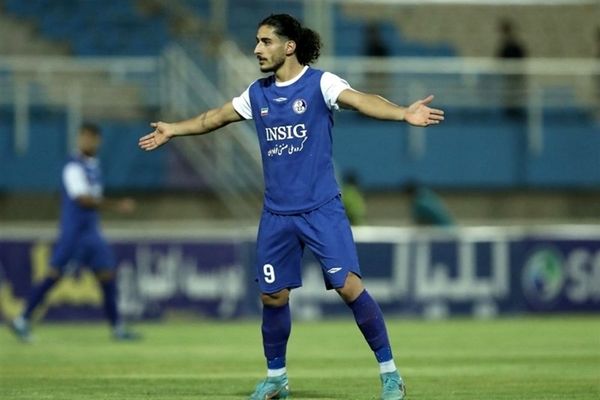 اول پرسپولیس، حالا استقلال؛ سپاهان دومین هایجک را هم زد