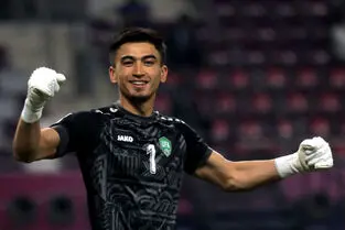 دروازه‌بان ازبک، گزینه جدید پرسپولیس برای جانشینی بیرانوند